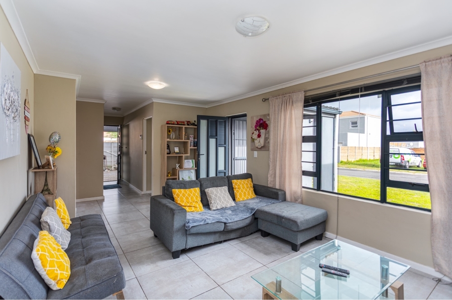 3 Bedroom Property for Sale in Windsor Park Estate Western Cape